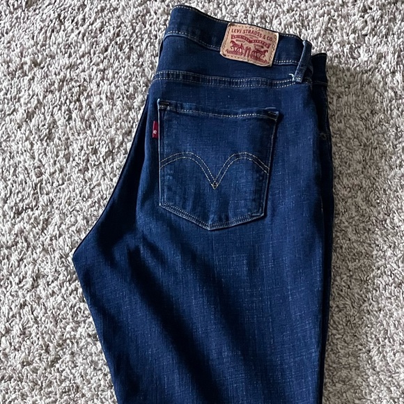 Levi's Classic Straight Leg Jeans - Picture 4 of 4